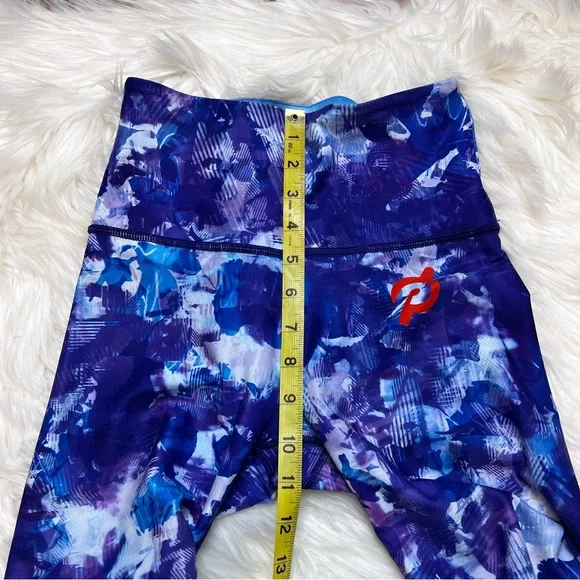 Peloton Blue Moves Reversible High Waisted Leggings. Size Small. NWT - Picture 9 of 13